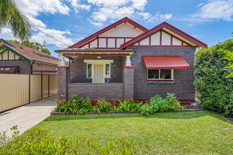 16 Dibbs Street
