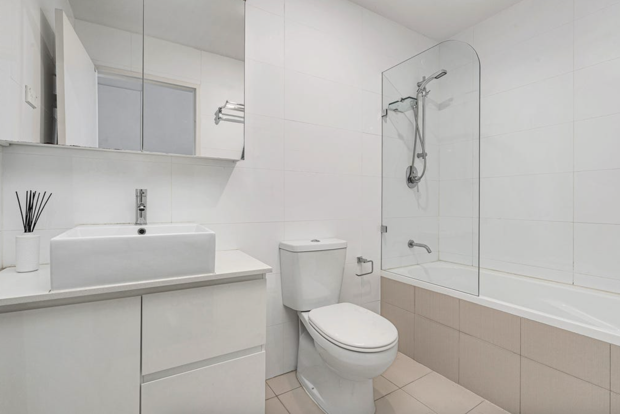 6/1 Cooks Avenue, Canterbury
